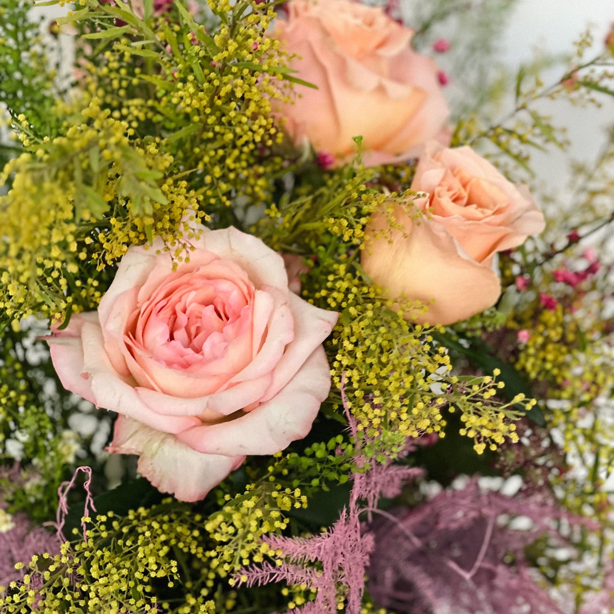 Fresh Mother’s Day Bouquet (Roesur Pick)